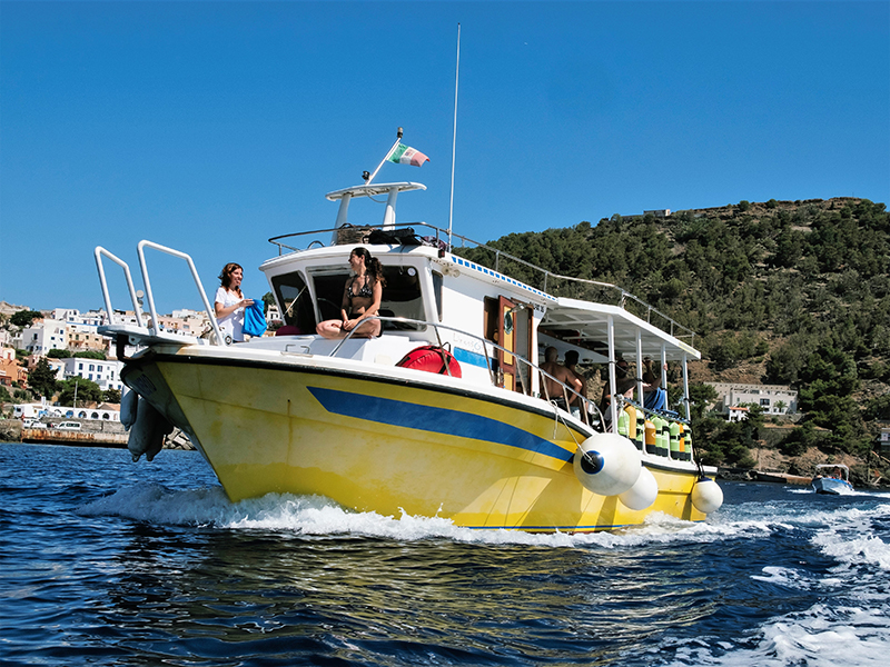 Linosa Sunshine Dive Boat 